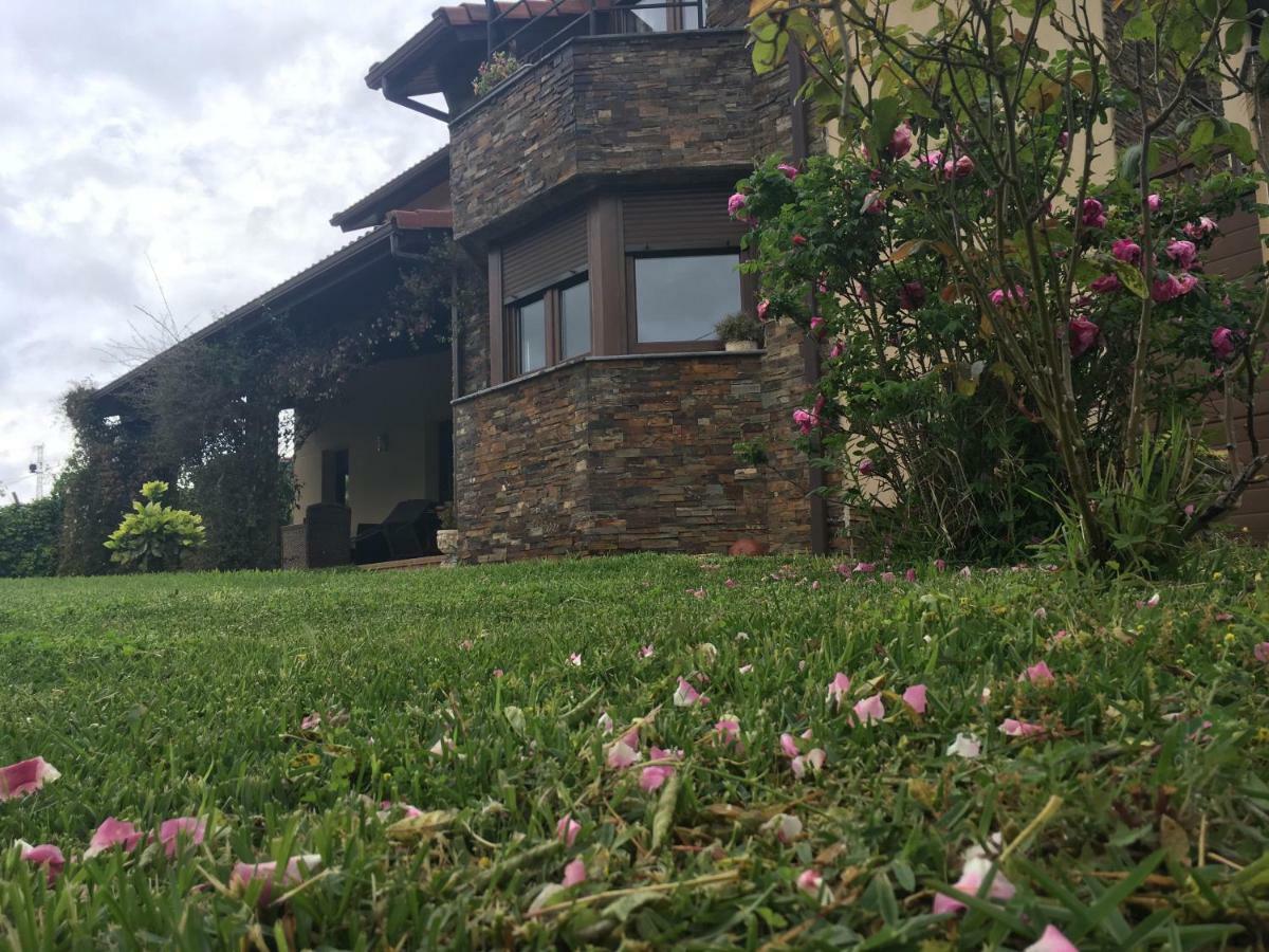 Acogedora Casa En Asturias Villa Candamin Exterior photo